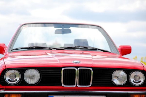 E30 320i cabrio "Was gugst Du?"