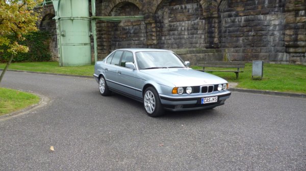 E34 gletscherblau