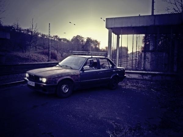 Letztes Winterauto, 318i Limo im Rat-Look