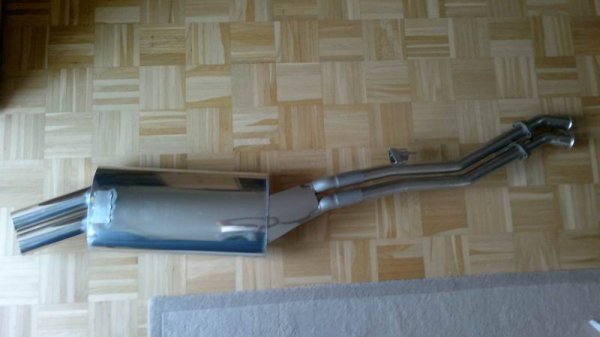 Die komplette Anlage, Blick auf die Unterseite (im eingebauten Zustand die dann sichtbare Seite)