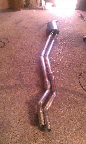 Doppelflutige v2a Anlage (Eigenbau) 2x65mm, mit 2x 200Zellen Kat (Magnaflow)