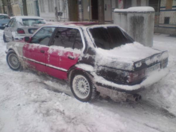 ach wie freut man sich doch auf n winter wenn man neh heckschleuder fährt