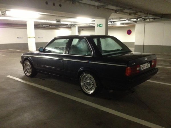 hinten kommen vielleicht noch rote MHWs