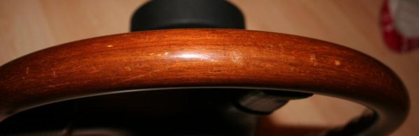 Macken auf linker Seite (9 Uhr)