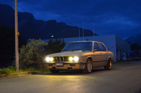BMW 528i e28