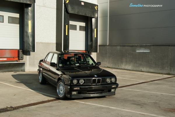 '89 E30 324d Shadowline Edition