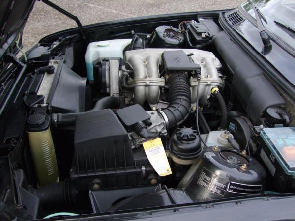 BMW E30 028