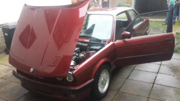 BMW E30 325i 24V restauriert 2013