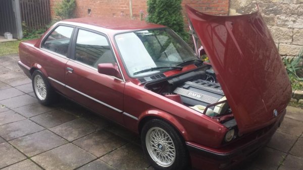 BMW E30 325i 24V restauriert 2013