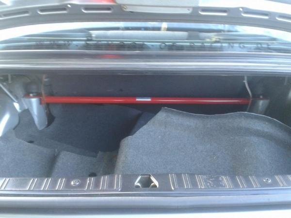 Domstrebe Hinten Verkleidung in der Zwischenzeit ausgeschnitten :)