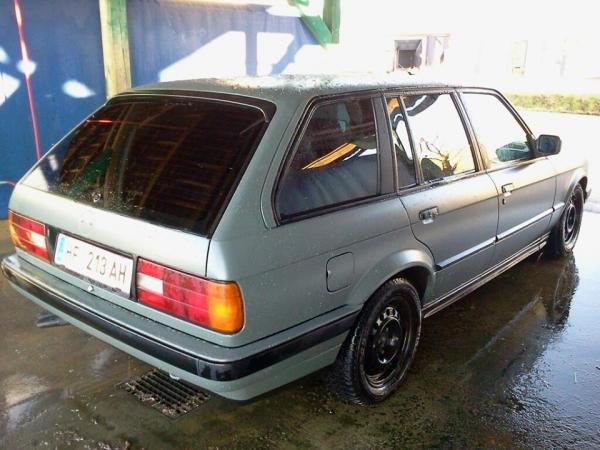 nach dem Lackieren ...<br><br>BMW E30 Touring 324td<br><br>Projekt 6.0 BOMBA