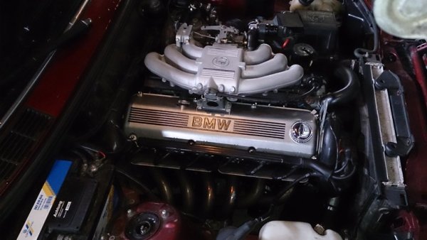 Ansaugbrücke muss auch noch ein neues Kleid bekommen.