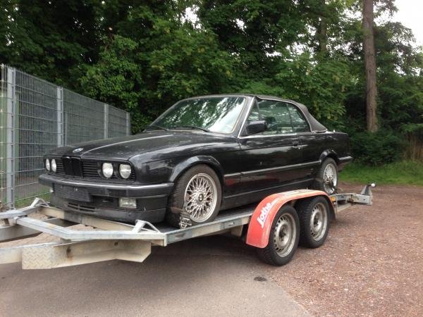 Verladen und verzurrt