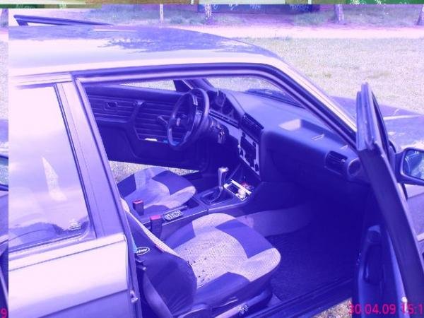 Das ist Mein Innenraum Sitzbezüge kommen noch weg sobald Ledersitze vorhanden sind.