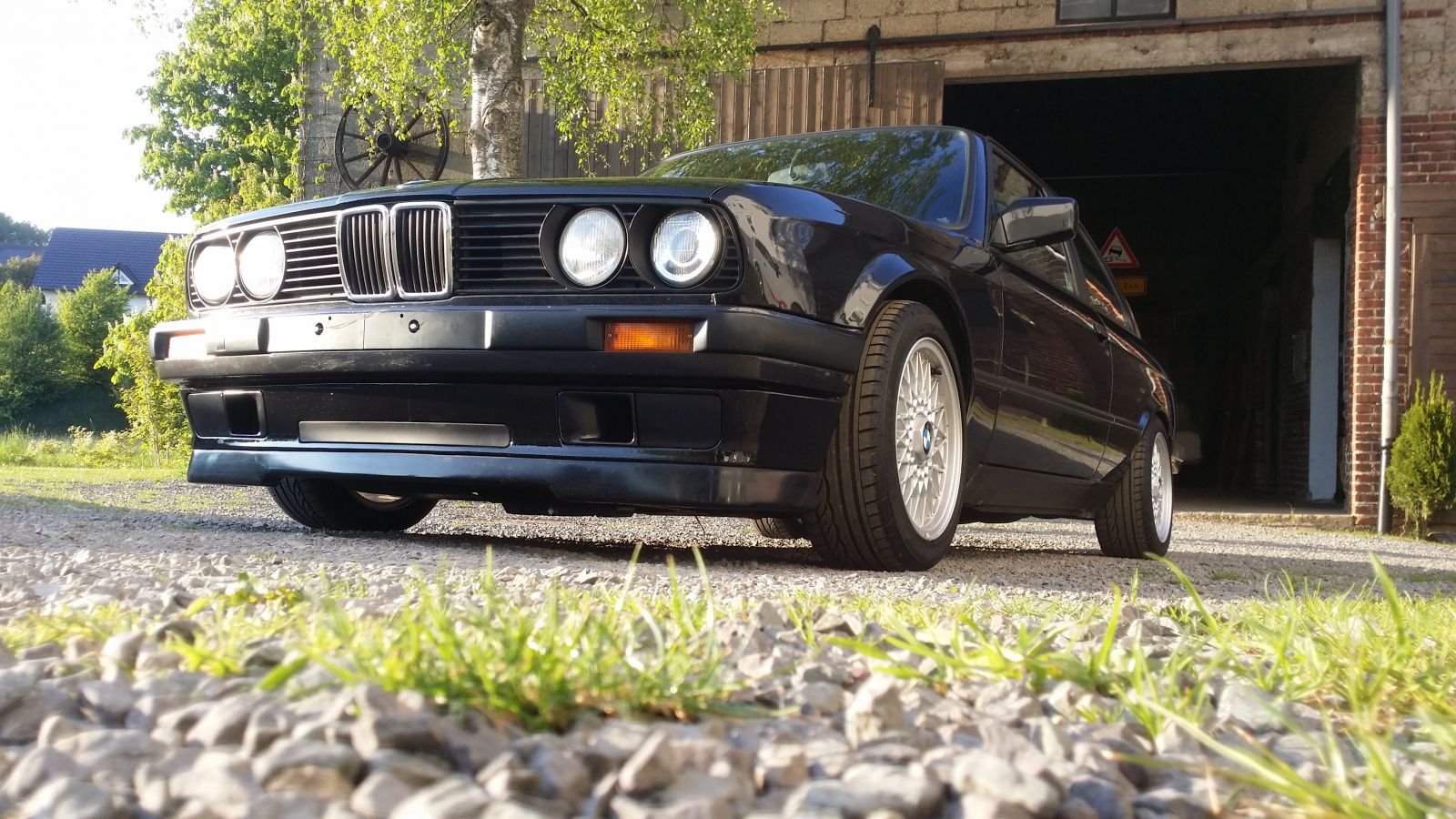 E30 318is 