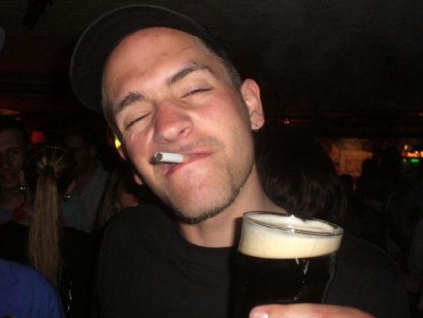 Schwer voll im Pub "Murphys" auf Ibiza...