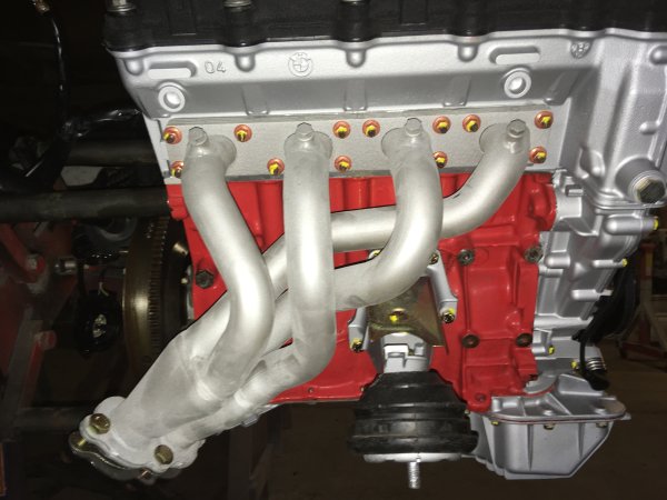 M42 Auslassseite Krümmer mit Mipatherm lackiert und eingebrannt