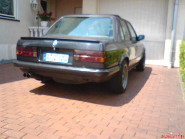 WINTERAUTO: 320i bj 1986 vfl shadowline mit 141000km