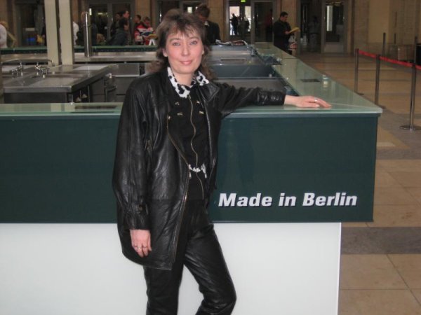 Zur Motorradaustellung,ich als Rocker.LOL