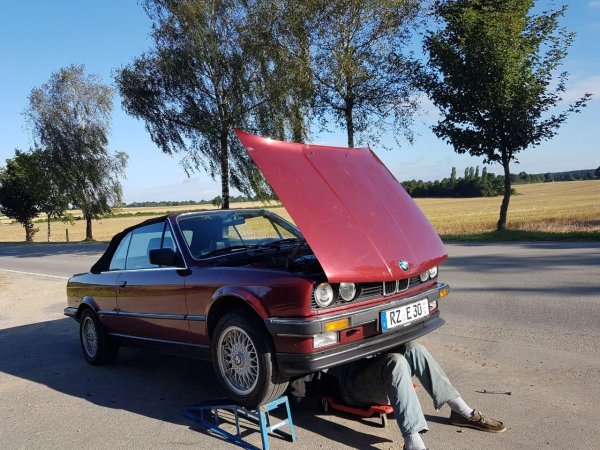 Reparatur in der Pampa