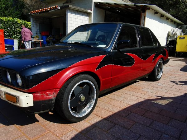 Original Stossstange abmontiert