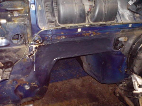 Spritzwand bearbeitet, recht sauber geworden wie ich find......