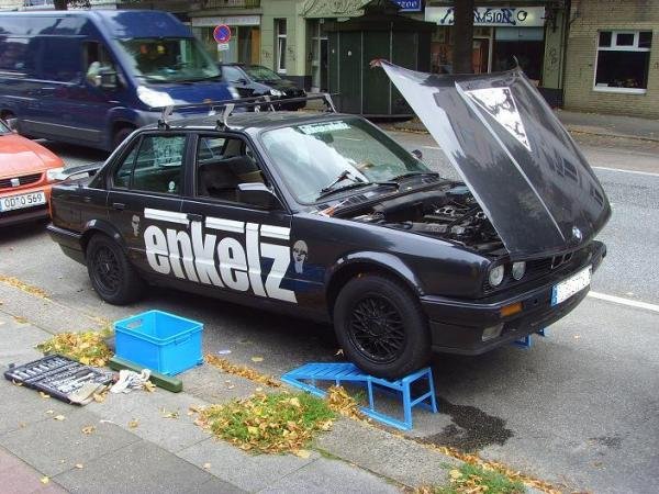 Schöne Grüße nach Hamburg!! Zylinderkopfwechsel mal anders!!!!