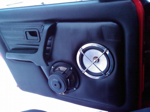 Hifonics 16,5er mit Phase Plug