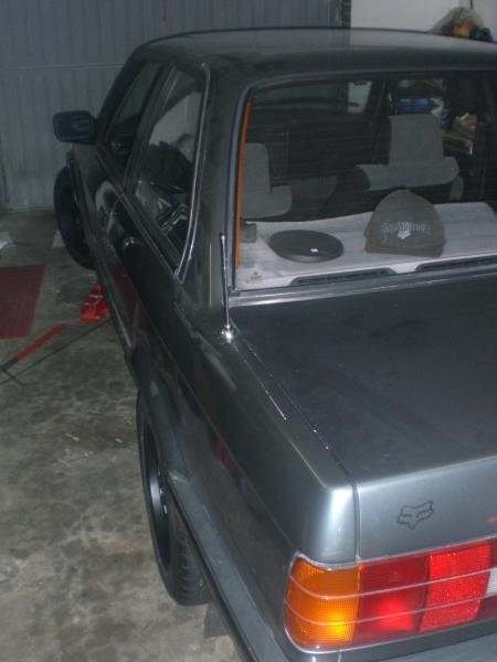 Fox muss mit^^<br><br>bischen eingestaub der kleine.....erste fahrt=selbstwaschanlage