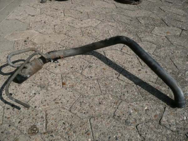 35   15.07.2009   Vergammeltes Betankungsrohr