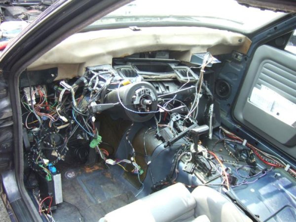 Klimaeinbau und Kabelverlegung etc....:-)