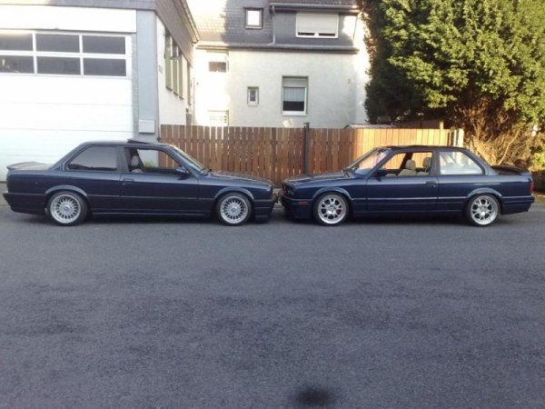 Vergleichsbild Breyton vs M-Technik 2 beides 2trg Limo einmal Royalblau vs Lazurblau :-)