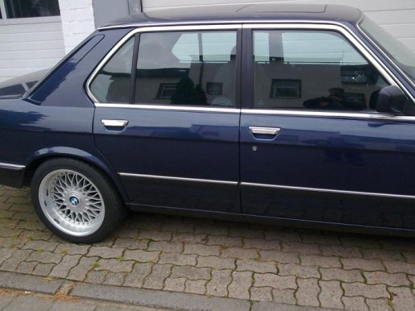 Chromtürgriffe von e12 :-)<br>Nur noch über die Mobile Tradition zu bekommen und kosten das st 47€ + mwst :-(