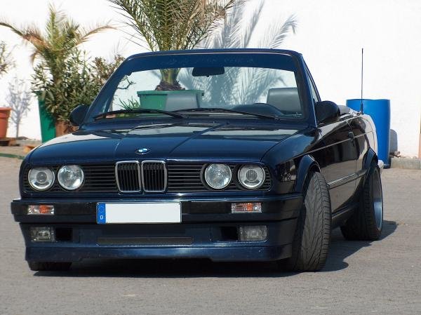 So soll er wieder werden, na ja fast......<br><br>Der Blendstreifen ist schon ab.... und die IS-Lippe kommt evtl. auch wieder dran..