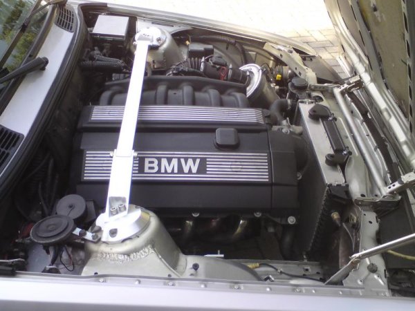 Mein m52 2,8L,vor dem V8,<br>Lief schon nicht schlecht.
