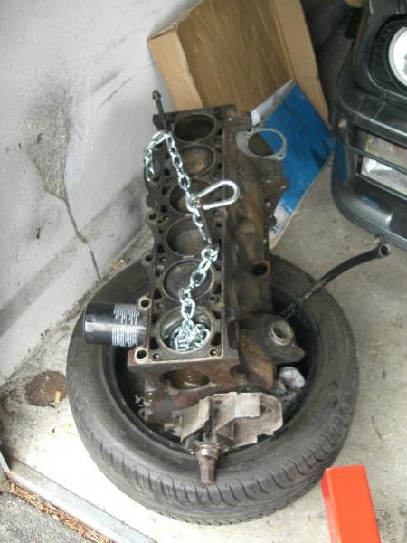 Der Alte 320i Block.