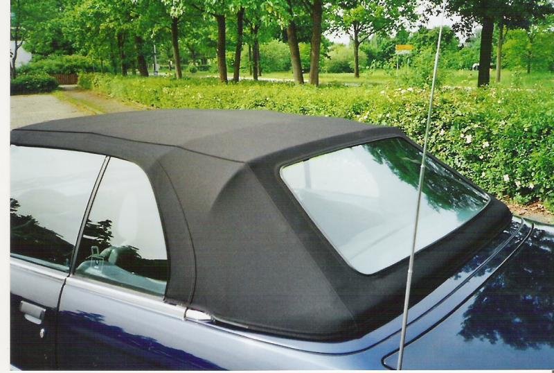 BMW 318i Cabrio Mauritiusblau