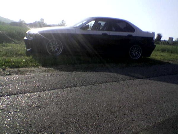 e36 316i!!tiefer 60/40 8,5j 17 mit 225/40 und hi 245/40 ,bodykitt , omp schalensitze, muffler,........