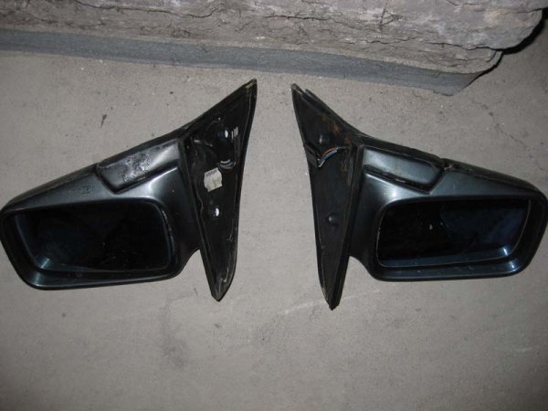 Seitenspiegel elektr. rechts rostansatz