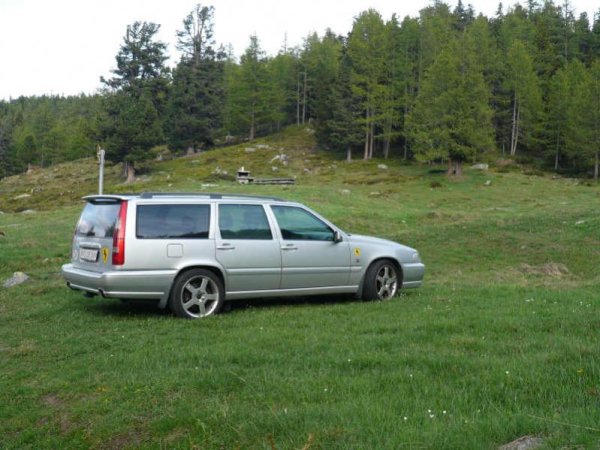 Mein Rennelch, der pünktlich zu Urlaubsantritt streikte und damit erst die e30 Fotos ermöglichte ...