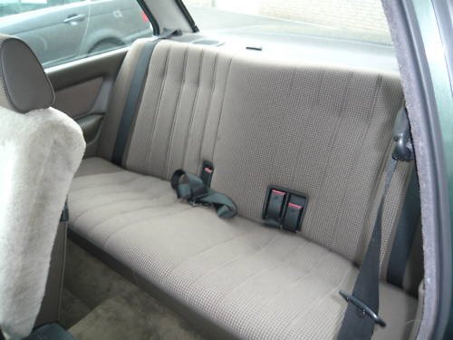 BMW E30 320i rückbank