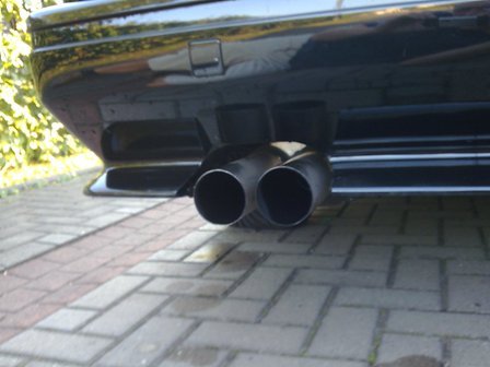 3. So gehört sichs! Eine Doppelläufige hehehe... Momentan ausgebaut und in Bearbeitung (Soundtechnisch *gg*) aber bald wieder dran.