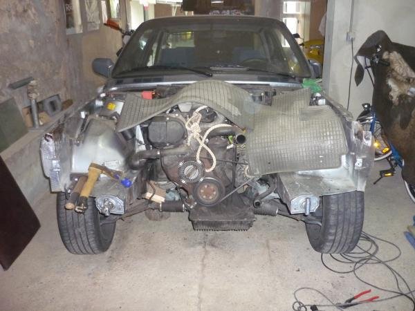 24 komplete traverse entfernt