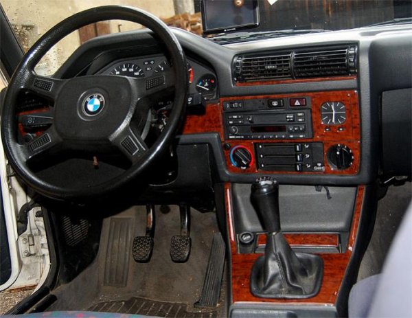 Wurzelholzdesign - sieht doch ein wenig edler aus...