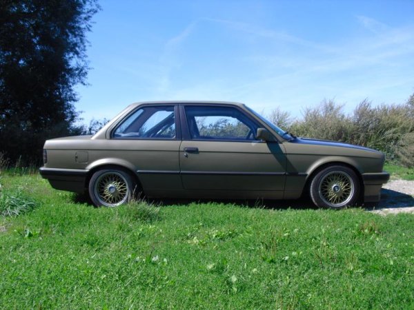 grasgrün zum matten