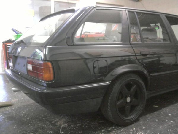 Bauch rein, Hintern raus...