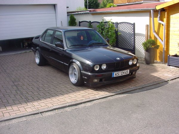 Mein E30 Vorne1