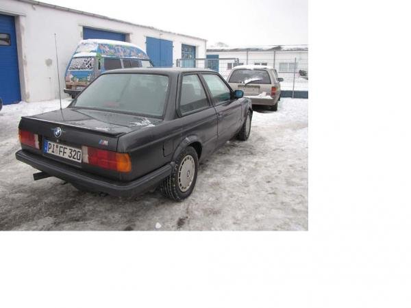 Mein BMW den ich zurzeit Fahre , habe eine Standheizung nachgerüstet und sonst ist er nicht verbastelt und Original 403000 KM gefahren mit den ersten Motor