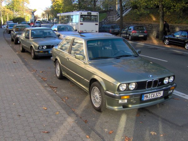 Smaragdgrün hoch zwei