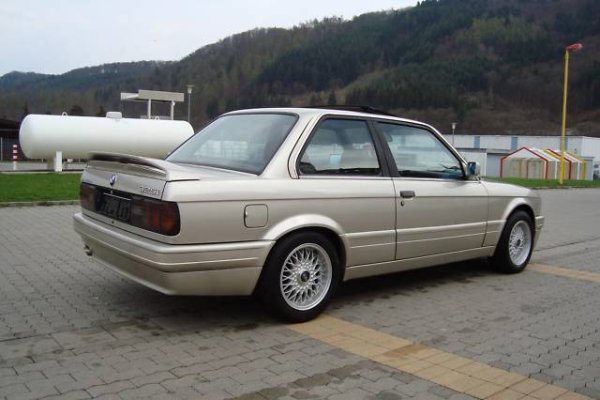 r7U_6gBG0_KGrHqYOKioEu_g2RlL2BL_0_n4Zs_27